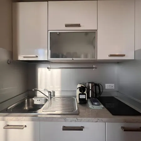 Welcome Riviera - Al Castello-vista Mare -romantico E A 20 Metri Dal Mare-toll Parking At 15 Euro Per Day To Be Booked In Advance -subject To Availability Διαμέρισμα *