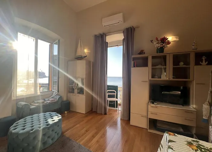 Welcome Riviera - Al Castello-vista Mare -romantico E A 20 Metri Dal Mare-toll Parking At 15 Euro Per Day To Be Booked In Advance -subject To Availability Appartement *