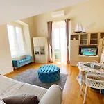 Apartment Al Castello: Romantic Seaside Retreat With Castle Views *