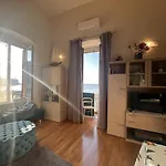 Al Castello: Romantic Seaside Retreat With Castle Views Apartment *