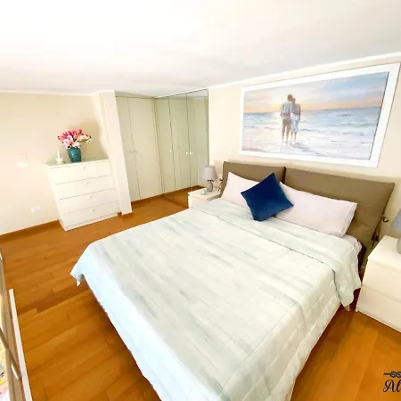 Welcome Riviera - Al Castello-vista Mare -romantico E A 20 Metri Dal Mare-toll Parking At 20 Euro Per Day To Be Booked In Advance -subject To Availability * ראפאלו