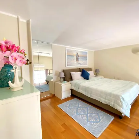 Appartamento Welcome Riviera - Al Castello-vista Mare -romantico E A 20 Metri Dal Mare-toll Parking At 15 Euro Per Day To Be Booked In Advance -subject To Availability Rapallo