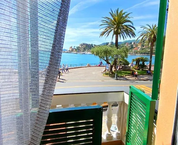 Апартаменти Welcome Riviera - Al Castello-vista Mare -romantico E A 20 Metri Dal Mare-toll Parking At 15 Euro Per Day To Be Booked In Advance -subject To Availability