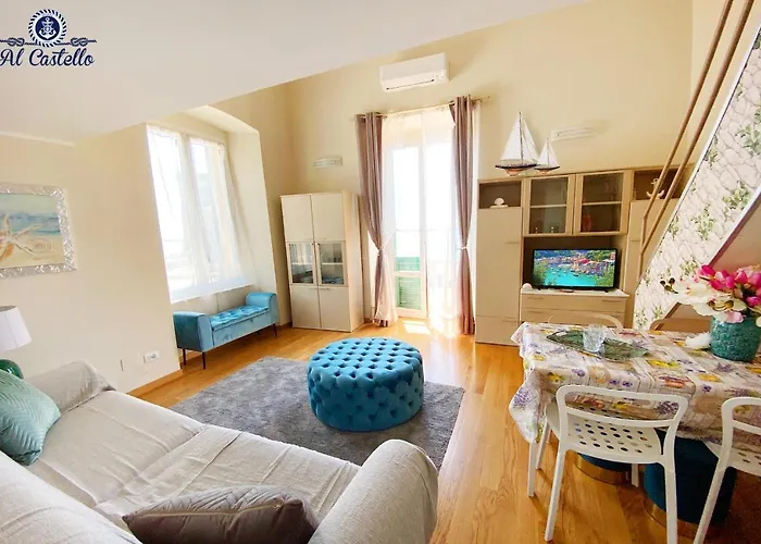 Apartment Al Castello: Romantic Seaside Retreat With Castle Views *